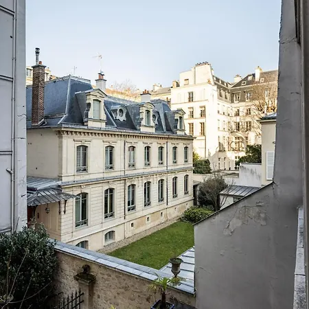 Apartamento Louvre Museum, Center Of Paris, Average Duration